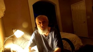 Как проходит служба в синагоге?Что там делают кроме молитвы?(Dima)