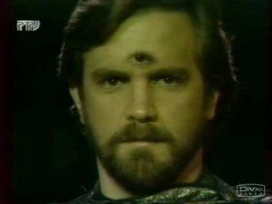 Santa Barbara: poltergeist