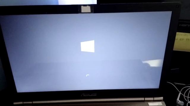 ASUS Laptop U56E Screen Failure VID 20171224 142204051 смотреть онлайн