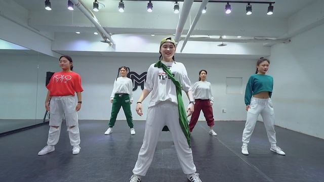TINI MC - Christmas Hip Hop Beat / 실용무용 입시반 Honey Choreography