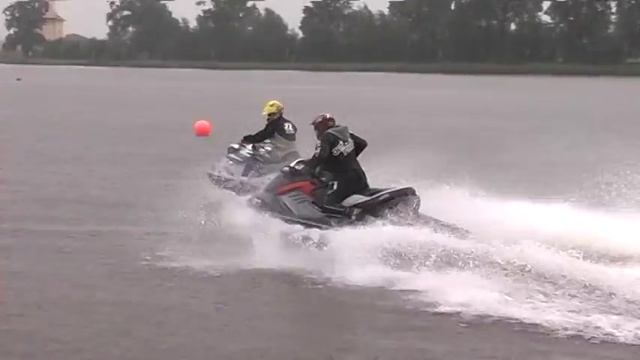 JET SKI TŘEBOUTICE 2011 смотреть онлайн