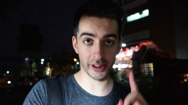 БАНГКОК: в поисках ОСТРОГО СУПА Том Ям смотреть онлайн