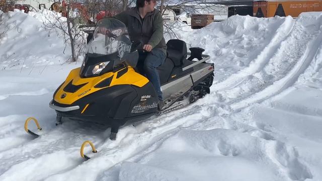 Ski-Doo Skandic 600 смотреть онлайн