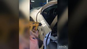 Удаление, ремонт вмятин без покраски, на двери ( под усилителем), на автомобиле Киа