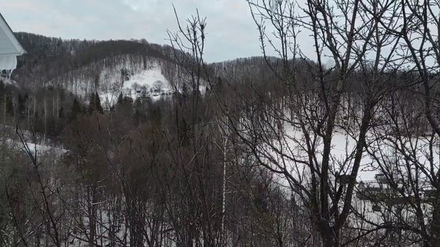 Приготовили обед.Здесь тихо.Скучаем за домом. смотреть онлайн
