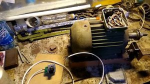 Запуск трехфазного двигателя с 220 Симисторным регулятором проверка схемы