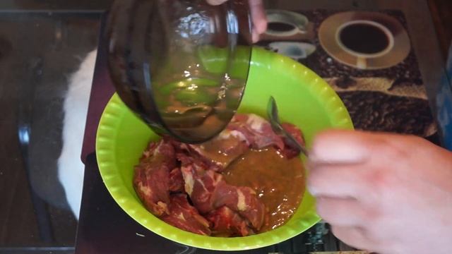 Ну, очень вкусная - Баранина жаренная с картошкой фри, очень нежная баранина смотреть онлайн