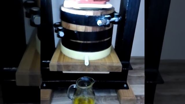 Конопляное масло холодного отжима