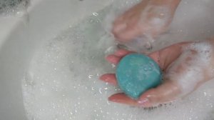 "Поговорим - помылим"!  о чём?  О мыле.....