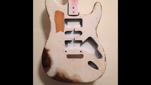 Mick Mars Isabella Stratocaster смотреть онлайн