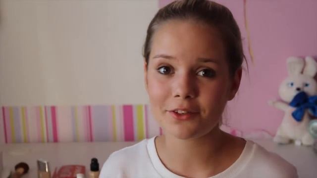 Макияж для школы от Yasmin School make up смотреть онлайн