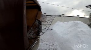 Изготовление и монтаж кованых перила для винтовой лестницы.