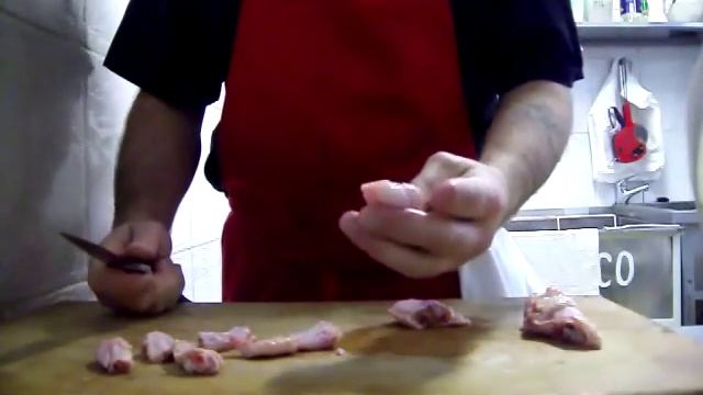 Нож в работе из стали CPM 3V как сравнение со сталью р6м5. смотреть онлайн