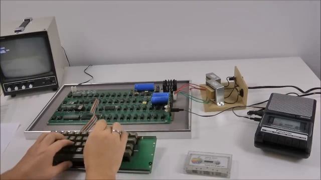 Original »Apple 1 Computer«, 1976;  24 November 2012 - Auction смотреть онлайн