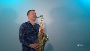 Elvis Presley - Suspicious Minds (Saxophone Cover by JK Sax)