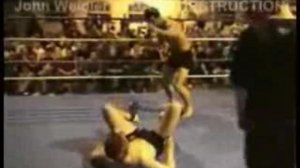 НЕОБЫЧНЫЙ УДАР