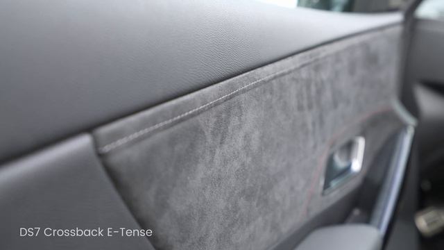 DS7 Crossback E-Tense Plug-in Hybrid vs Toyota RAV4 Plug-in Hybrid 2021 смотреть онлайн