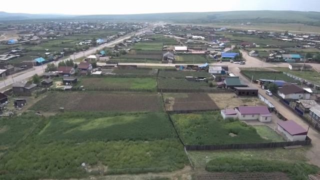 Полёт над своим и соседними домами..mp4 смотреть онлайн