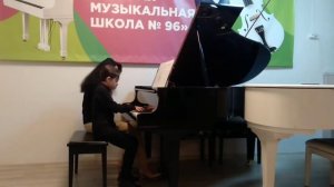 Марк Невин " Армейский радиопередатчик ", исп. Максим Суворов, 2 класс общее фортепиано.