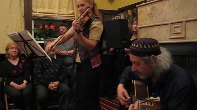 Александр Винницкий (гитара), Татьяна Колчанова (скрипка) смотреть онлайн