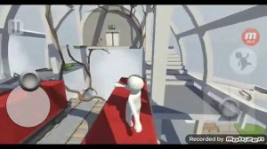 Я играю в игру под  названием Human: Fall Flat 1Часть