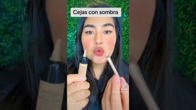 Cómo acer las cejas con sombra