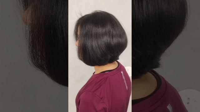 short Bob hair cut..#viralvideo #short_hairstyle #bobhaircut #bobhairstyle смотреть онлайн