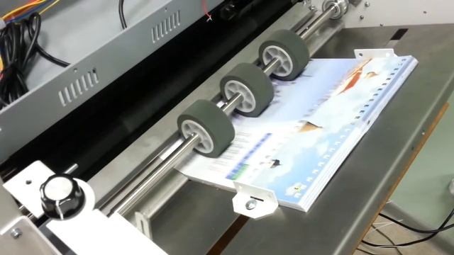 Фрикционный автоподатчик для биговщика SABTEC CR-370 смотреть онлайн