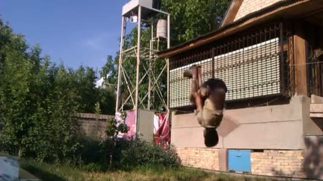 трюки 2012 парню 16 лет смотреть онлайн