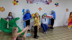 Выступление учащихся 5-го класса на Дне учителя