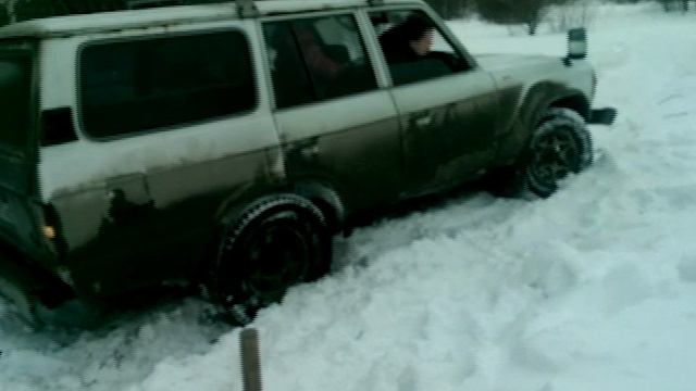 Land Cruiser 60 от лебедки сломался бетонный столб смотреть онлайн