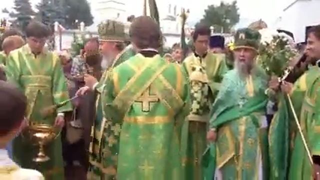 Крестный ход в Брянске в праздник Святой Троицы
