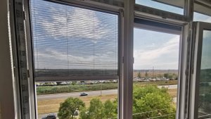 Установка москитной сетки плиссе в Керчи