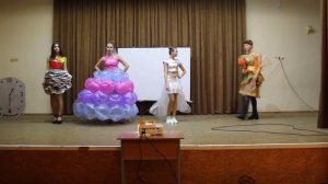Осенний бал - Дефиле костюмов из вторсырья - Школа 15 - Севастополь
