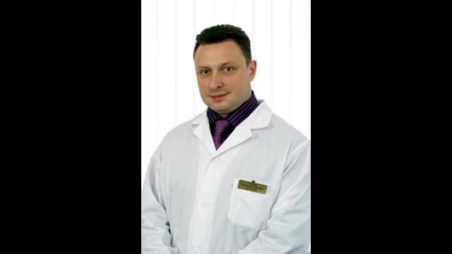 Белые и чёрные халаты,Эдуард Асадов , Советская Поэзия , читает Павел Беседин