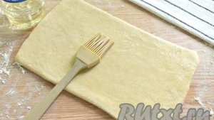 Булочки с корицей из слоёного дрожжевого теста