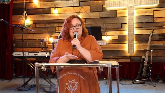 Проповедь "Ожидающая Церковь" Кирилова Светлана 05.12.21. смотреть онлайн