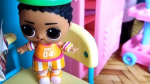 КОНФЕТКИ ДЛЯ УМА?? ВЕСЕЛАЯ ШКОЛА КУКОЛ ЛОЛ СЮРПРИЗ!  куклы СМЕШНЫЕ мультики Даринелка