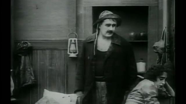 Ремонтница рыболовных сетей (Чинящая сети) The Mender of Nets (1912) VHS Rip sub смотреть онлайн