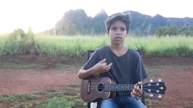 Waiehu Martins Singing Oiwi E смотреть онлайн