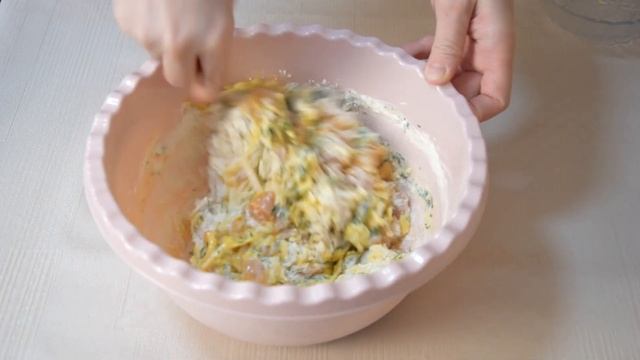 Порадуй близких вкусным ужином. Рубленые куриные котлеты самый легкий рецепт смотреть онлайн