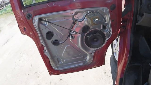 Срабатывает центральный замок! VW T5 Как снять замок? Ремонт замка смотреть онлайн