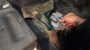 форд транзит Коннект шумоизоляция пола ..борьба с корозией.