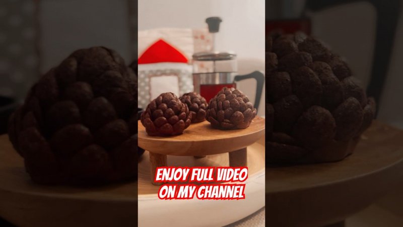 DIY Chocolate Pine Cones #easyrecipe #chocolatecone