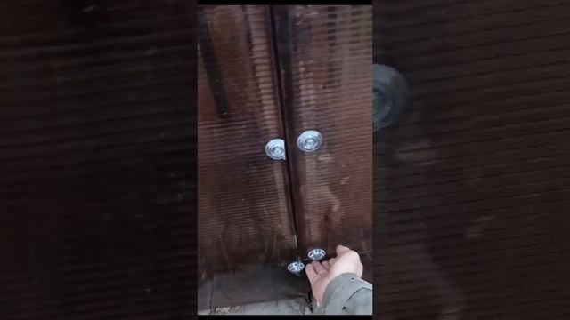 Муж сварил откатные ворота для друга. 2 серия