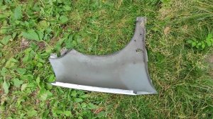 Купить бу крыло переднее левое под молдинг для Peugeot Partner (M59)