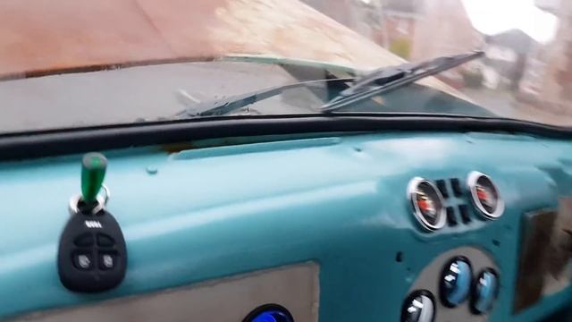 Rustypainted Cummin's Ford F1 F3 Ratrod On Air Ride смотреть онлайн