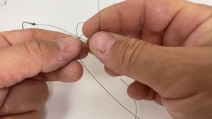 Временный боковой поводок на основной леске\ Рыболовные узлы\