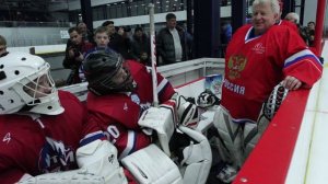 Легенды отечественного хоккея провели матчи в Алтайском крае