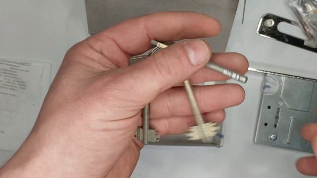 Замок Новый врезной Просам зв 8-6/13 смотреть онлайн